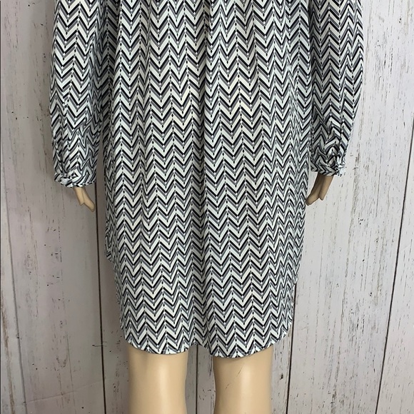 Emma & Ella Paris Button Down Dress - Picture 9 of 12